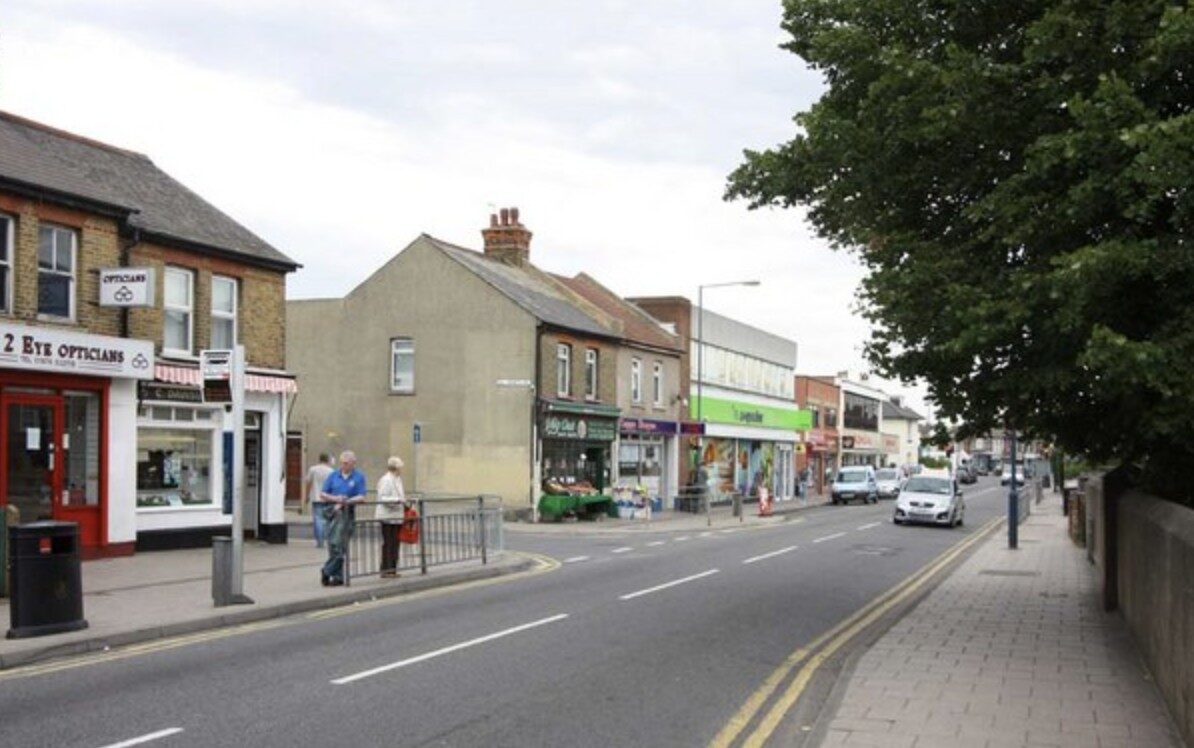 Appeal Following Indecent Exposure Incident in Gravesend