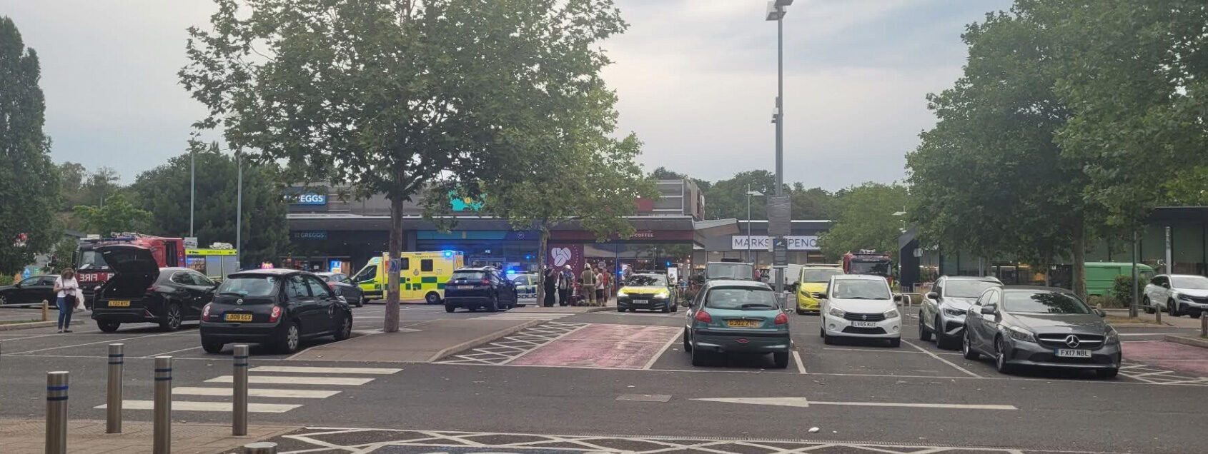 Two Injured in Suspected Corrosive Substance and Knife Attack in Orpington