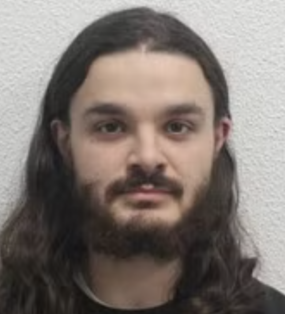 Right-Wing Extremist Busted at Stansted with Terror Material – UKNIP