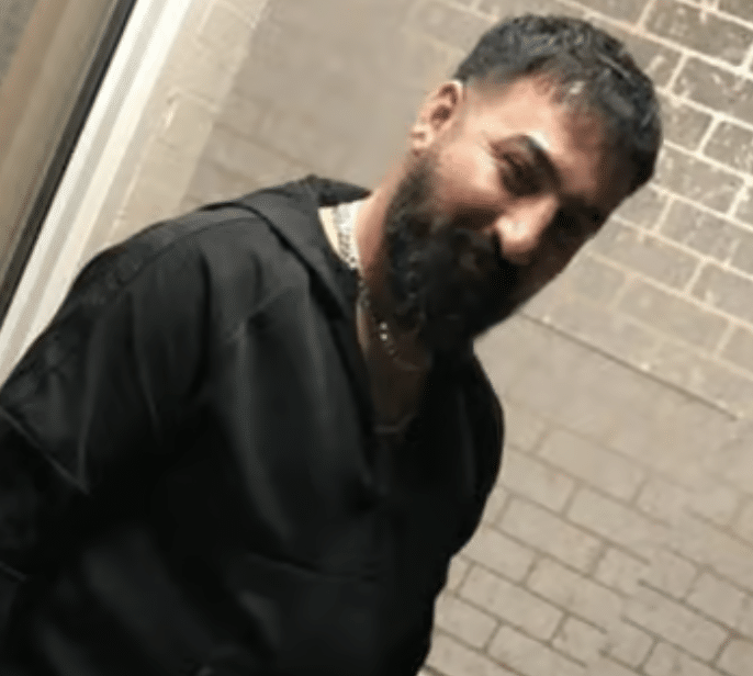 London People-Smuggler ?Hama Kalari? Busted in Yacht, Lorry and Boat Channel Chaos ? UKNIP