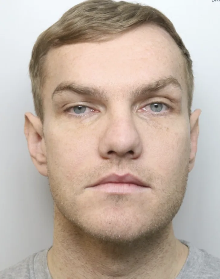 Kitchen Cupboard Cocaine Haul Sees Widnes Man Locked Up