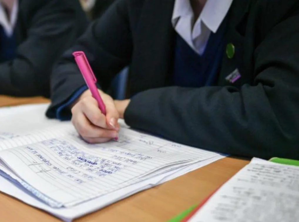 Record 459,288 Fines Slap UK Parents for Term-Time Holidays as Penalties Rise to Â£160