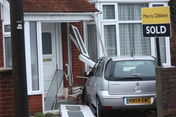 Car Crashes Into Waterlooville Home Porch â€“ Driver Trapped, Minor Injuries
