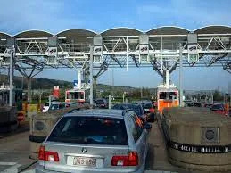 Â£37,000 Cash Seized at Channel Tunnel as Three Birmingham Suspects Held in Money Laundering Probe