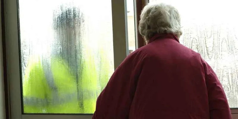 Fraudsters posing as police officers have stolen almost Â£10,000 from elderly people during two recent incidents in Tunbridge Wells