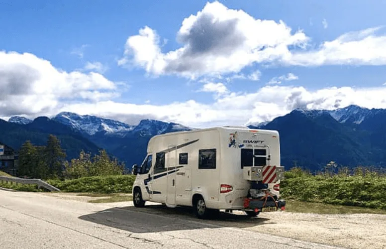 Plan the Ultimate UK Motorhome Road Trip: Expert Tips for a Smooth and Epic Journey
