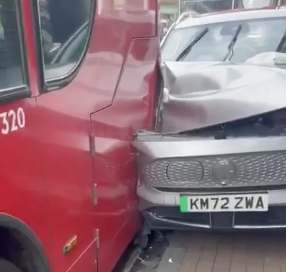 High-Speed Police Chase in Bow Ends with Car Crashing into Bus and Parked Cars â€“ Suspects Arrested