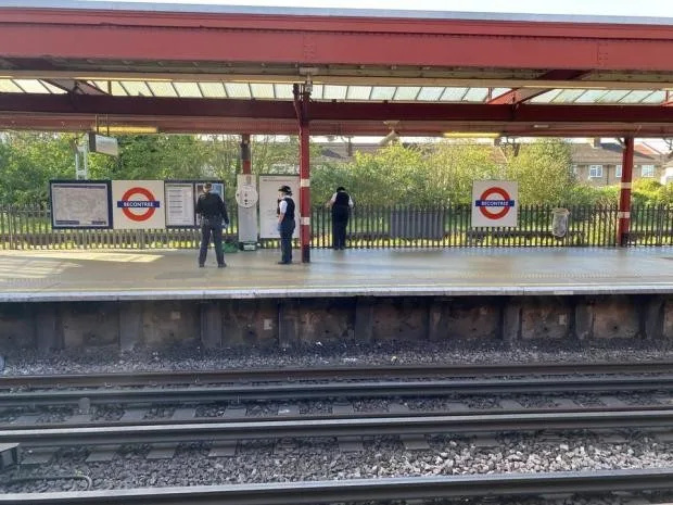Becontree Station Shutdown After Blood Found â€“ Police Confirm Not Human Tissue