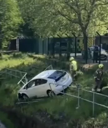 Southfields Tube Chaos: Car Crashes Barrier, Dangling Over Tracks Halts Trains