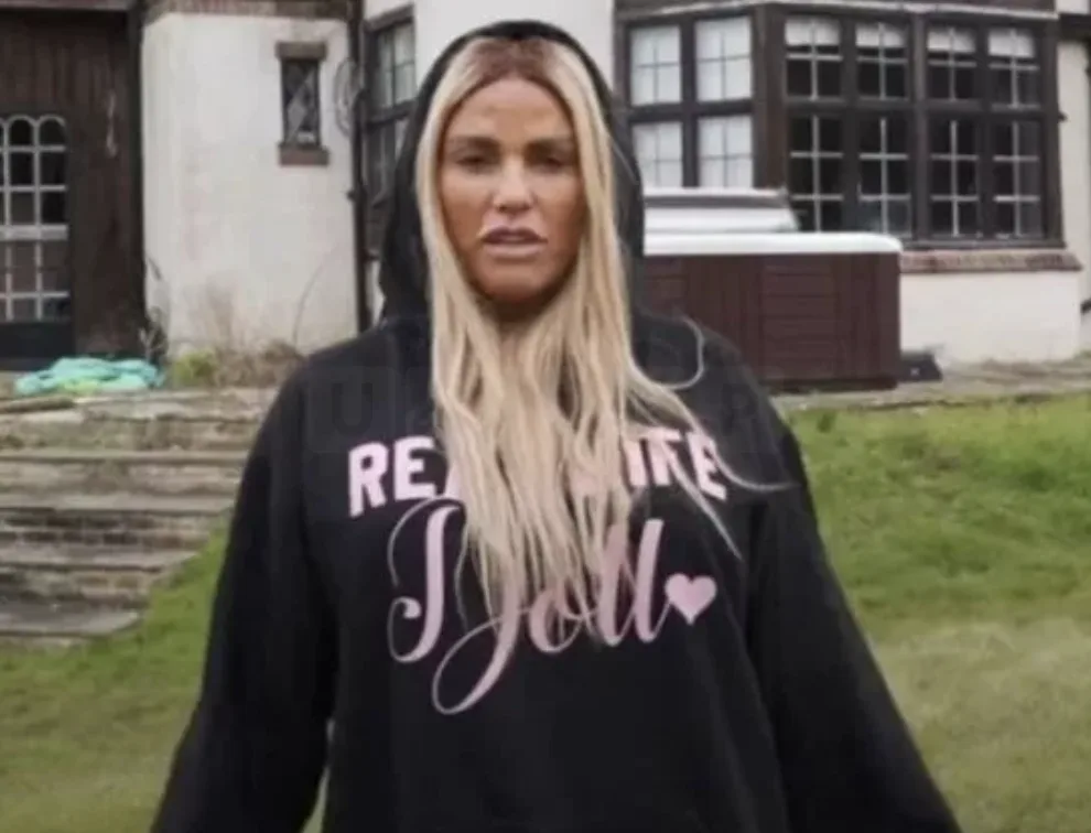 Katie Price Hit with Eviction Notice for â€˜Mucky Mansionâ€™ â€“ Must Leave by May 29