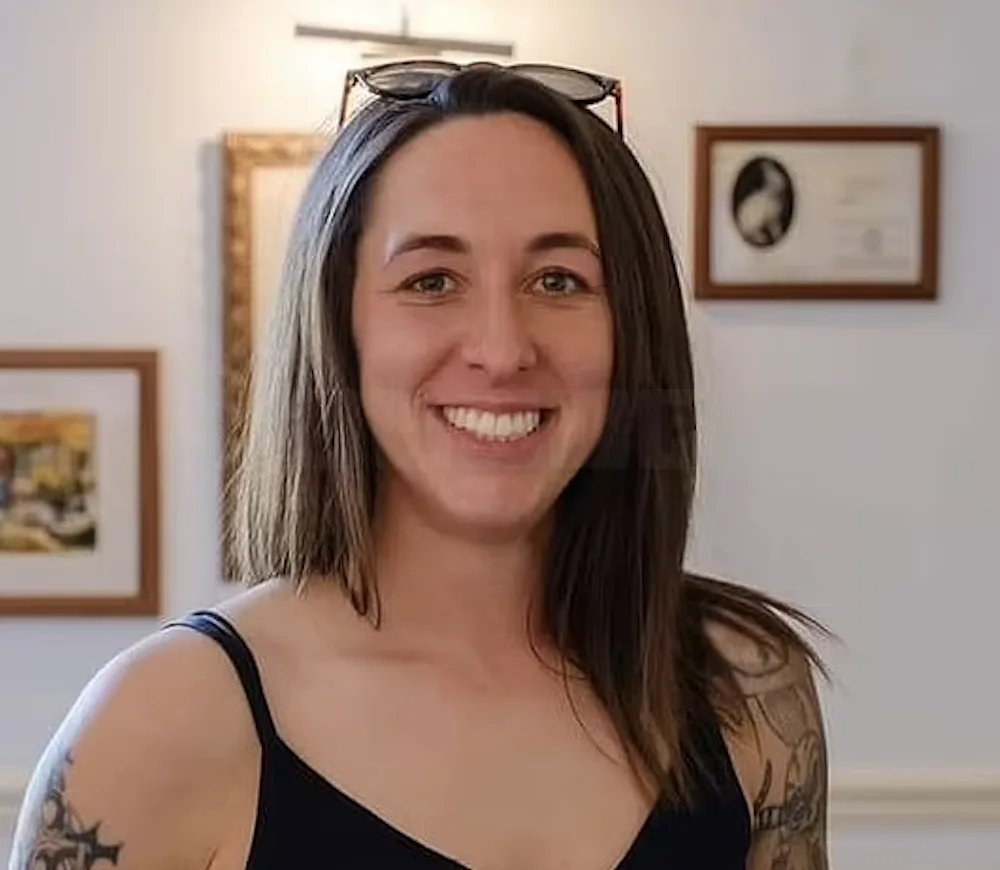 Bournemouth Mum Amie Gray Fatally Stabbed in Beach Attack â€“ Suspect Held as Family Mourns