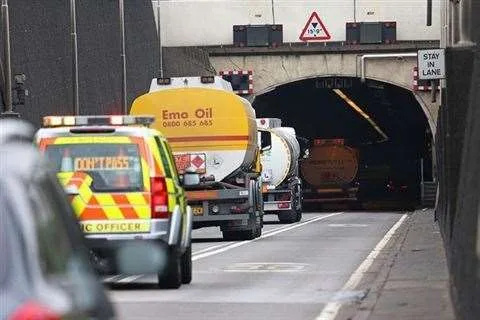 Dartford Crossing Shutdown: West Tunnel Closed 14 Hours Saturday Night with Weekend Diversions