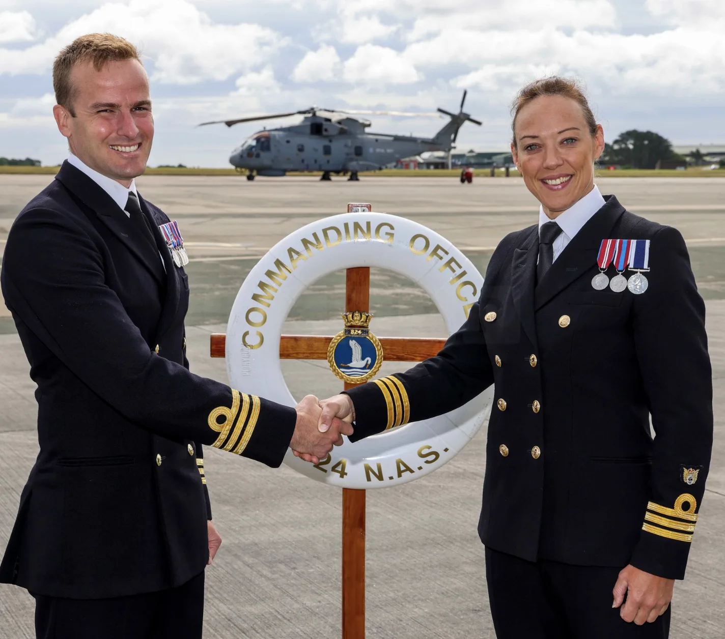 New Commanding Officer Cdr Alex Kelley Takes Charge at RNAS Culdroseâ€™s 824 Naval Air Squadron