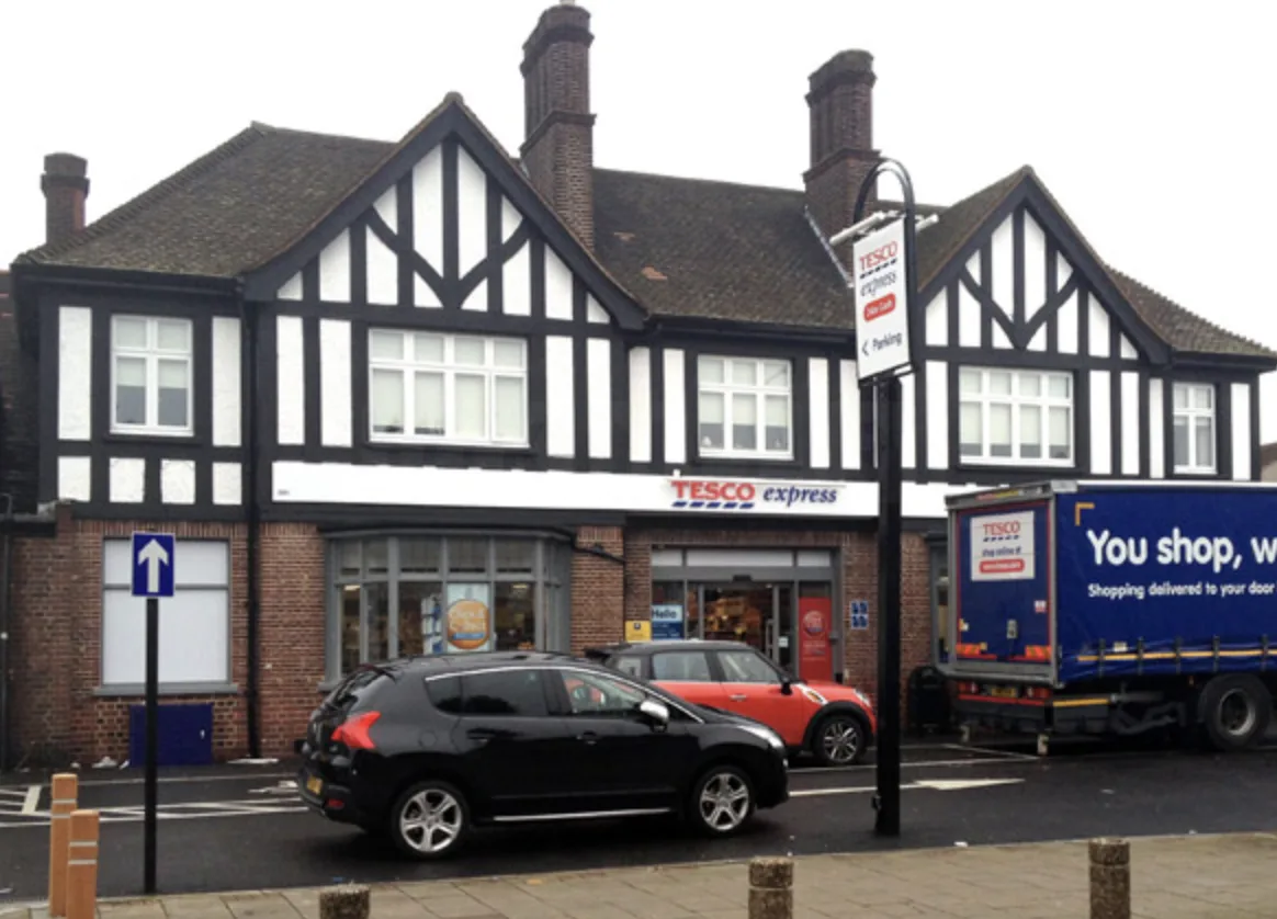 Tesco Worker Sprayed with Mystery Substance in Dagenham Attack, Hospitalised with Serious Injuries