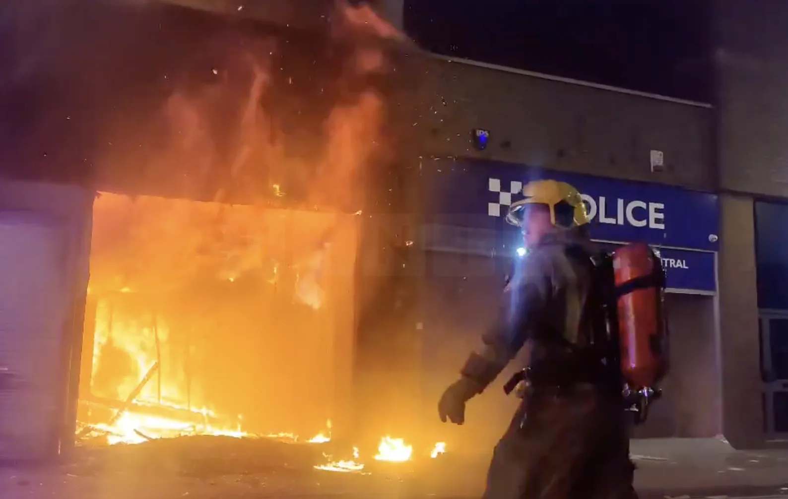 Far-Right Rioters Torch Sunderland Police Station Amid Violent Clashes and Mosque Siege