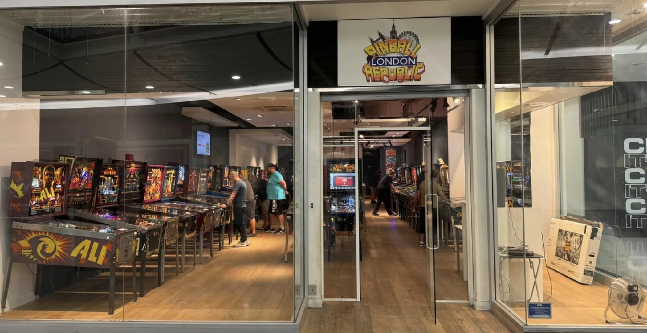 Pinball Republic Reopens in Croydonâ€™s Centrale Mall with Classic Arcade Fun
