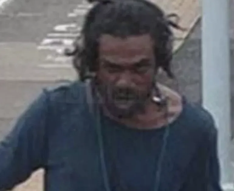 Knife-Wielding Attacker on Loose at Croydonâ€™s Waddon Station â€“ Police Release CCTV Appeal