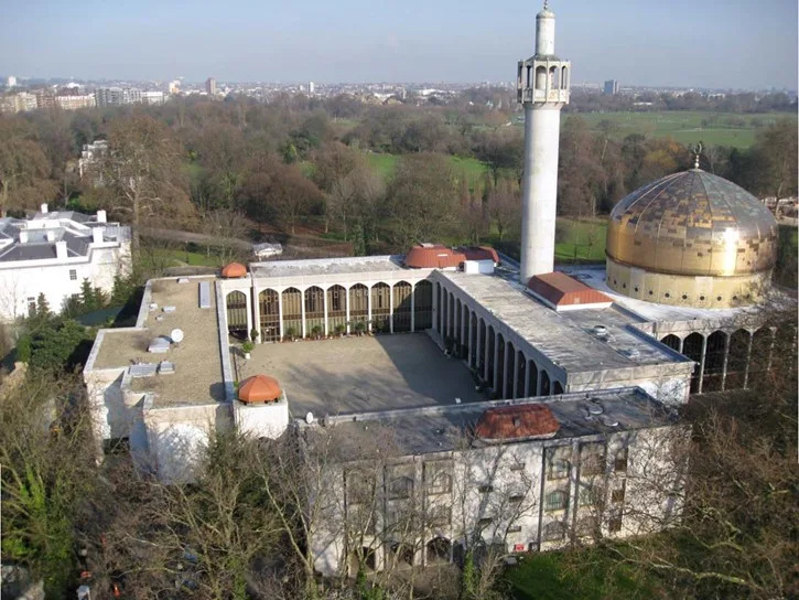 Two Women Caught Stealing During Ramadan Prayers at London Central Mosque