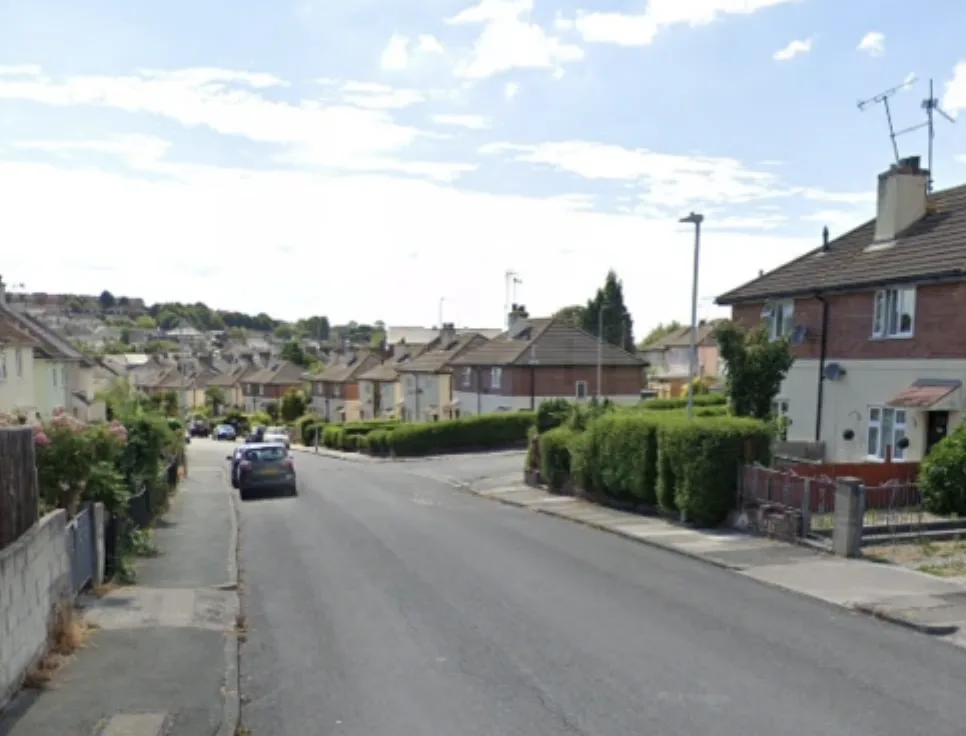 Plymouth Police Launch Manhunt After 15-Year-Old Escapes Two-Men Kidnap Attempt on Colebrook Road