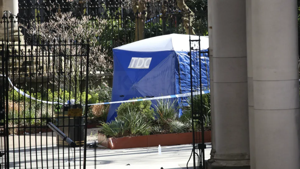 Van Crashes Through Gate, Kills Young Woman on Bench Outside Kingâ€™s College London â€“ Driver Arrested