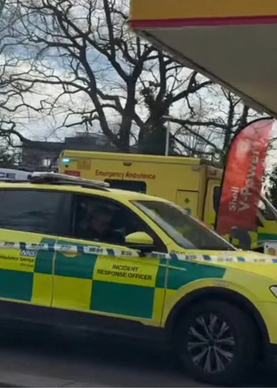 Man in 50s Stabbed Near Crystal Palace Petrol Station â€“ Police Hunt Knife Attack Suspects