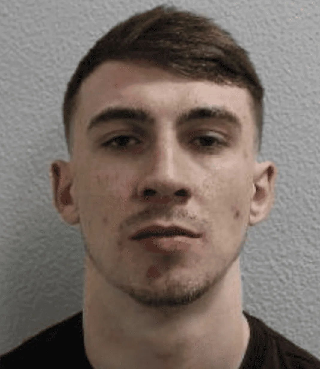 Joyrider Hits 110mph in Mumâ€™s Mercedes During South London Police Chase â€“ Avoids Jail with Suspended Sentence