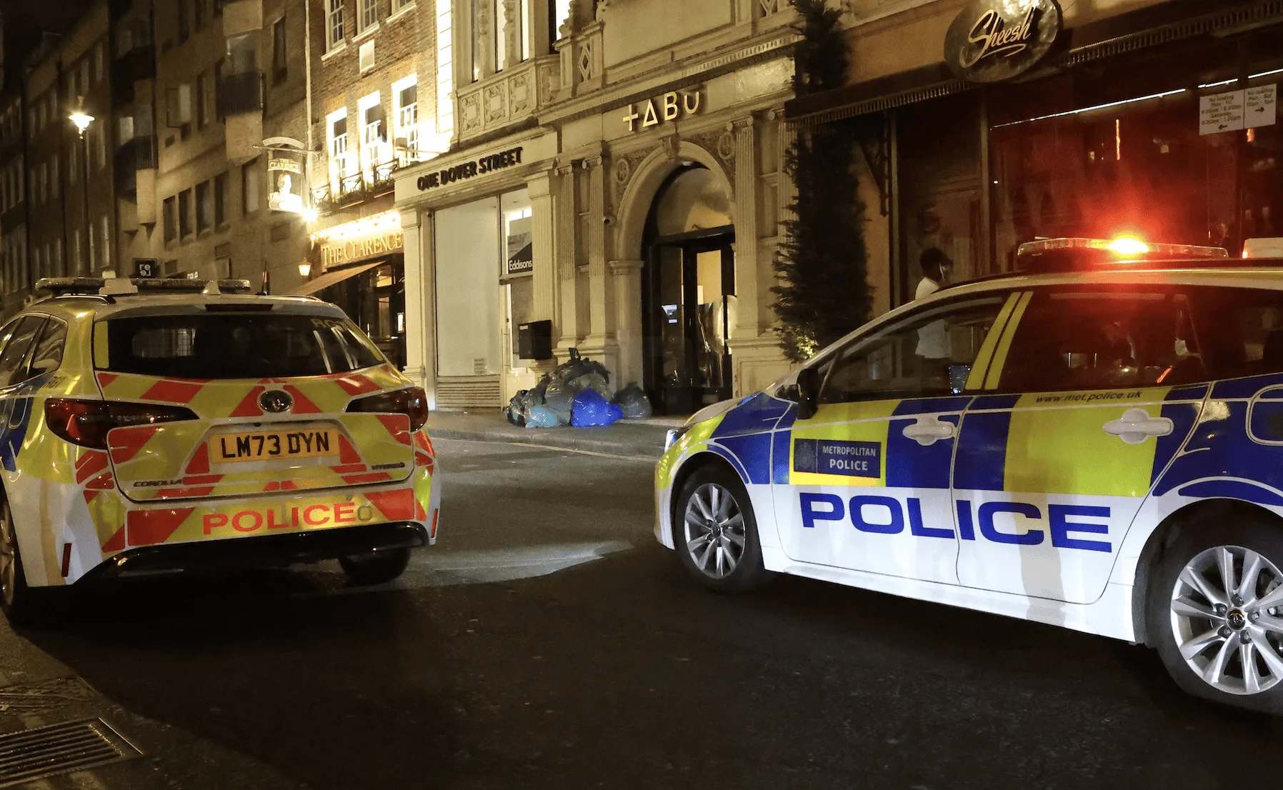 Armed Police arrest Four Men Armed with Machetes Attempting to Storm Tabu Club in Mayfair