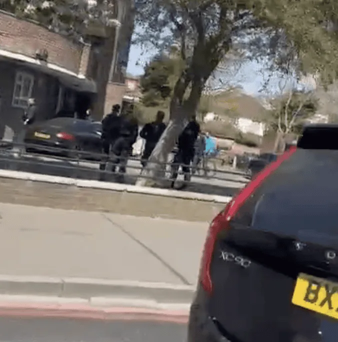 Armed Police and Helicopter Swarm Seven Sisters Road to Detain Suspect in Stamford Hill