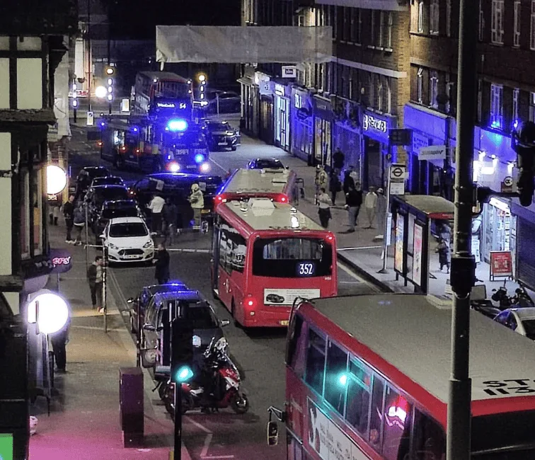 Four-Car Crash Outside Beckenham Nandoâ€™s Sparks Major Emergency Response and Traffic Chaos
