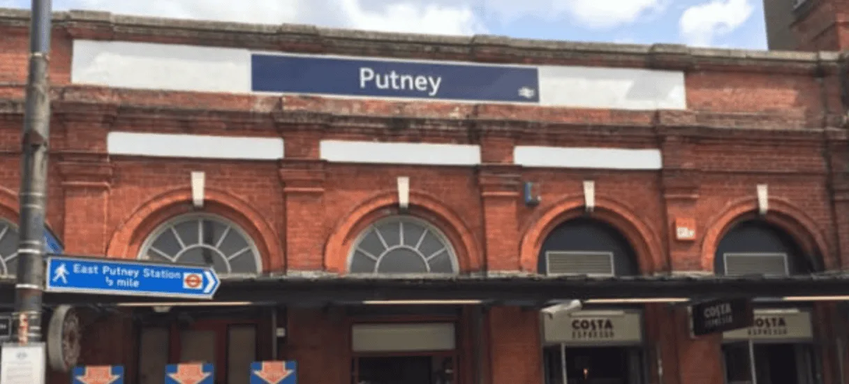 Person Hit by Train at Putney Station Sparks Emergency Response and Major Travel Chaos