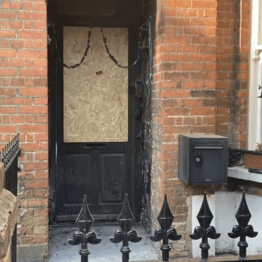 21-Year-Old Arrested in North London Arson Attacks Linked to Keir Starmerâ€™s Home