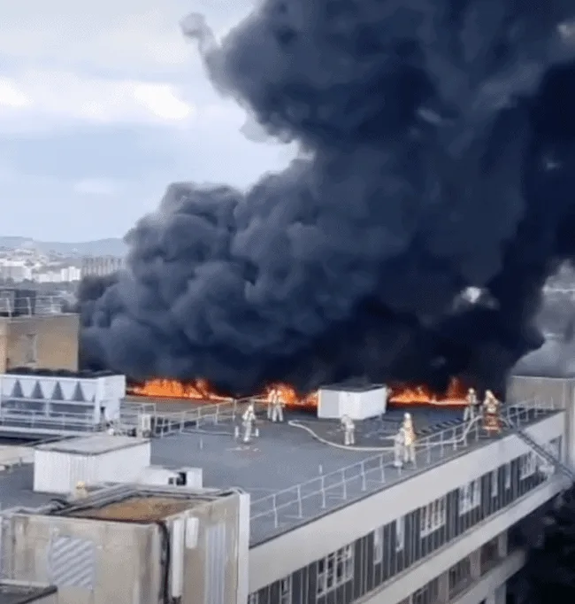 Fire Erupts at Bristolâ€™s St Michaelâ€™s Hospital Roof: Pregnant Women Evacuated, No Injuries