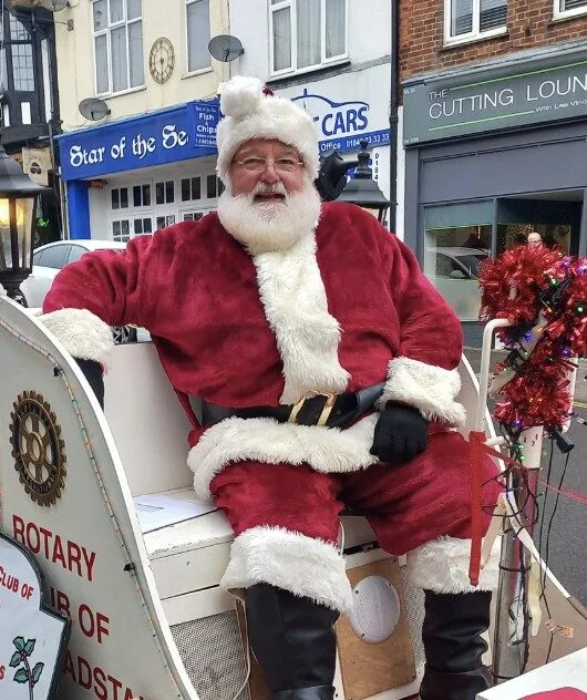 Broadstairs Mourns the Loss of Beloved Baker Michael Dicks, Known as â€˜Mr Crustieâ€™