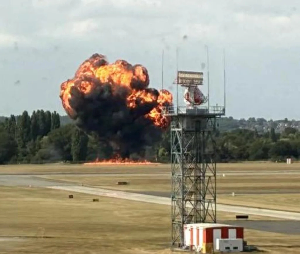 Small Plane Crashes in Huge Fireball at Southend Airport â€“ Emergency Services at Scene