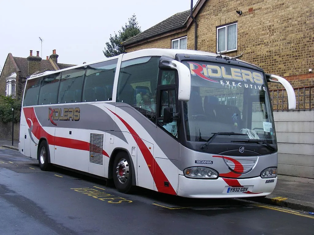 Major Incident Declared After Coach Carrying Schoolchildren Crashes Near Minehead