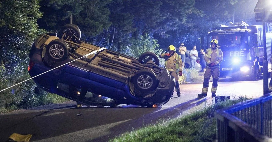 Driver Escapes Serious Injury After Car Flips in Chelsfield Lane Crash Orpington
