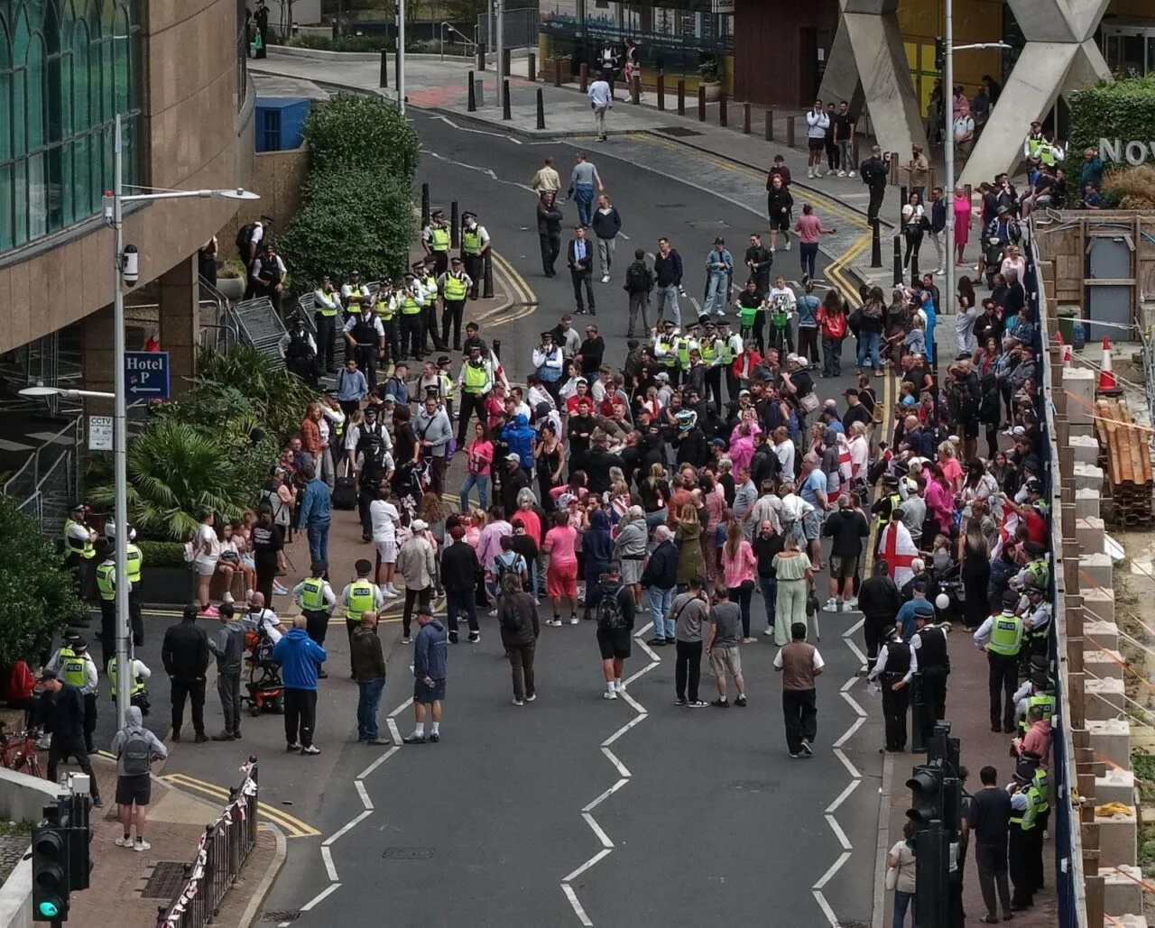 Met Police Clarify: â€œWe Have Not Banned Protests Outside Britannia Hotelâ€ â€” Action Taken Against Harassment, Not Lawful Protest
