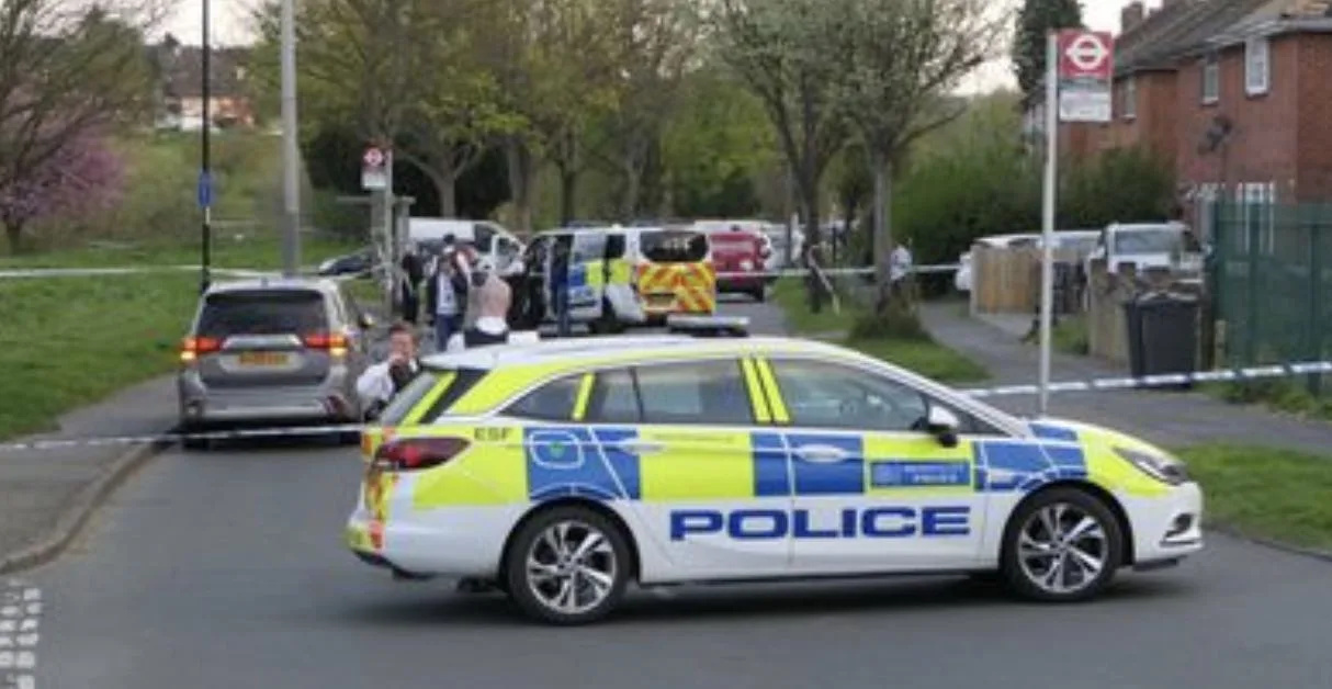 Three Teens Stabbed in New Addington Brawl as Police Launch Section 60 Stop and Search