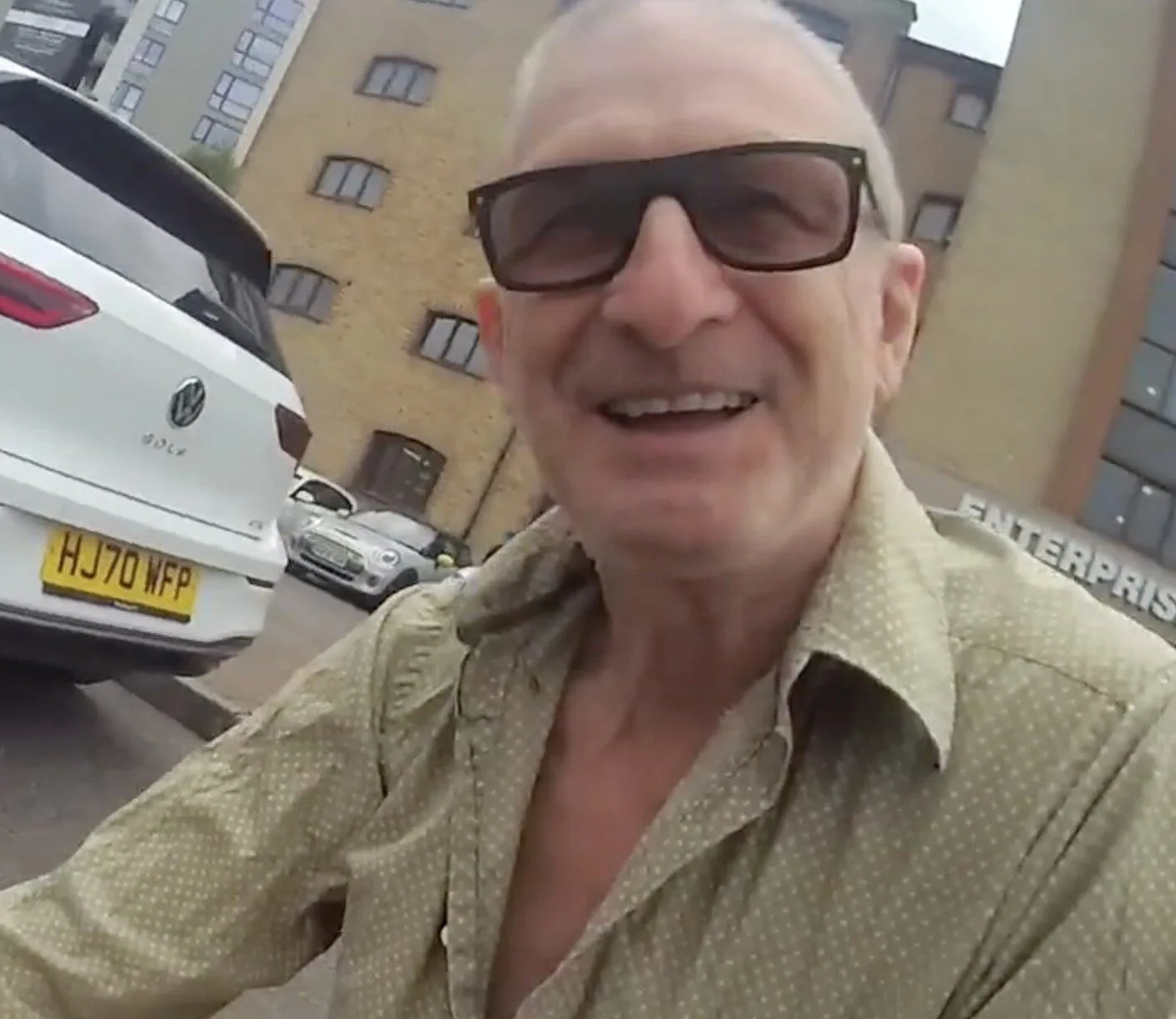 The Billâ€™s Jeff Stewart Helps Police Nab Shoplifter â€“ Real-Life PC Reg Hollis in Action!