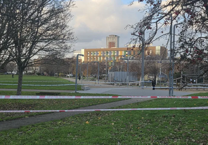 Teen Stabbed in New Cross – Life Threatening Injuries
