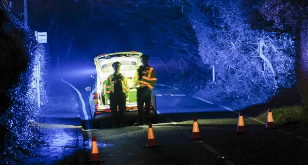Fatal Crash Shuts Boxhill Road Tadworth as Emergency Services Launch Forensic Probe