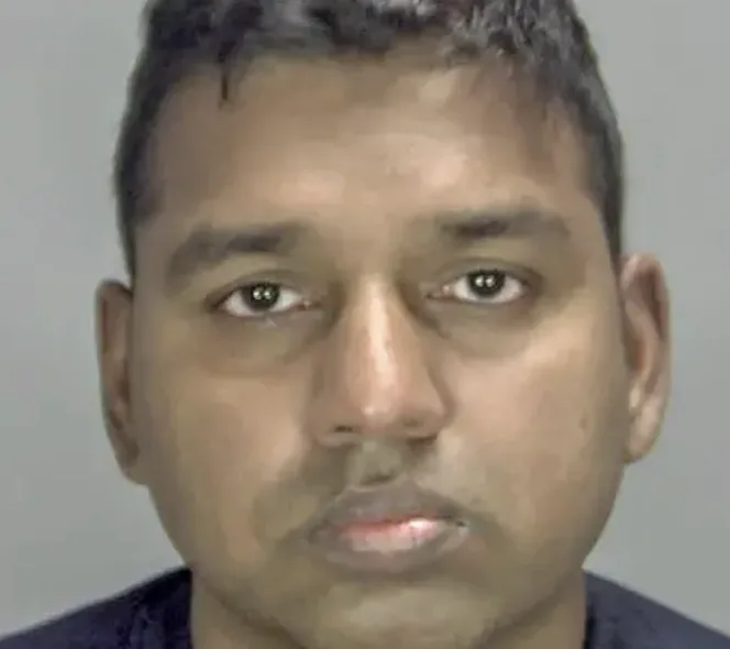 NHS Radiographer Jailed and Struck Off After Grooming Sting: Paedophile Hunter Exposes â€˜12-Year-Oldâ€™ Chat Abuse