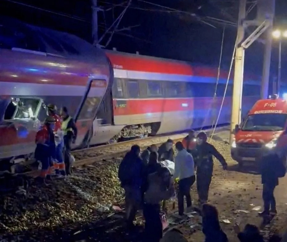 21 Dead, 100+ Injured as Two Trains Derail Near Malaga in Catastrophic Crash