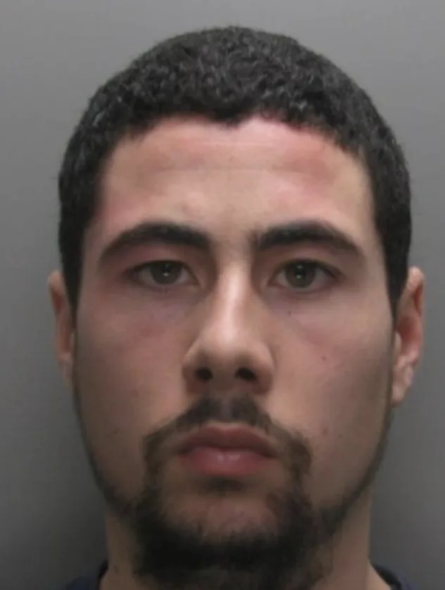 Career Crook Warren Easterbrook Jailed for Brutal Racial Attack and String of Crimes