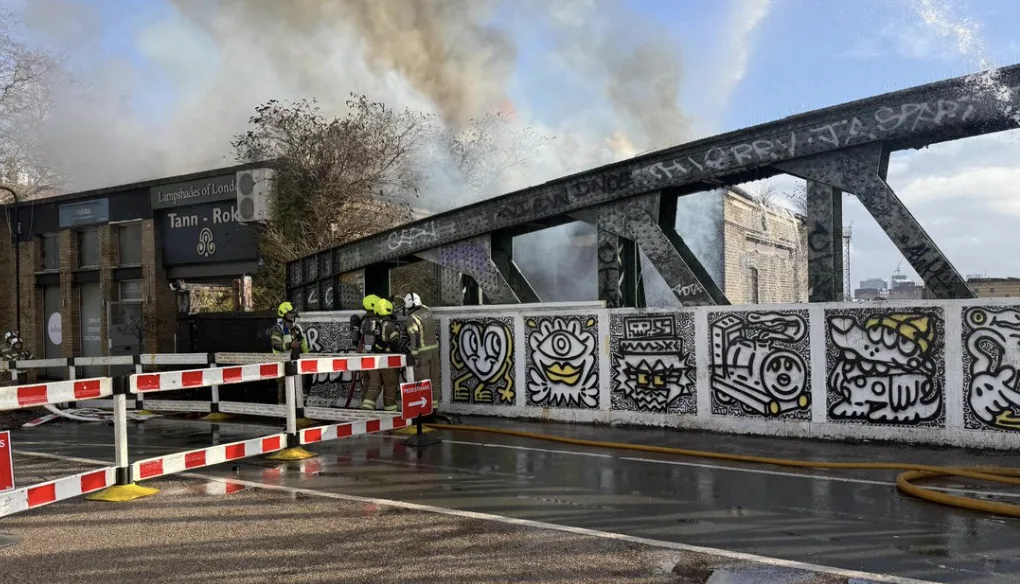 Blaze Breaks Out at Commercial Building in Chalk Farm