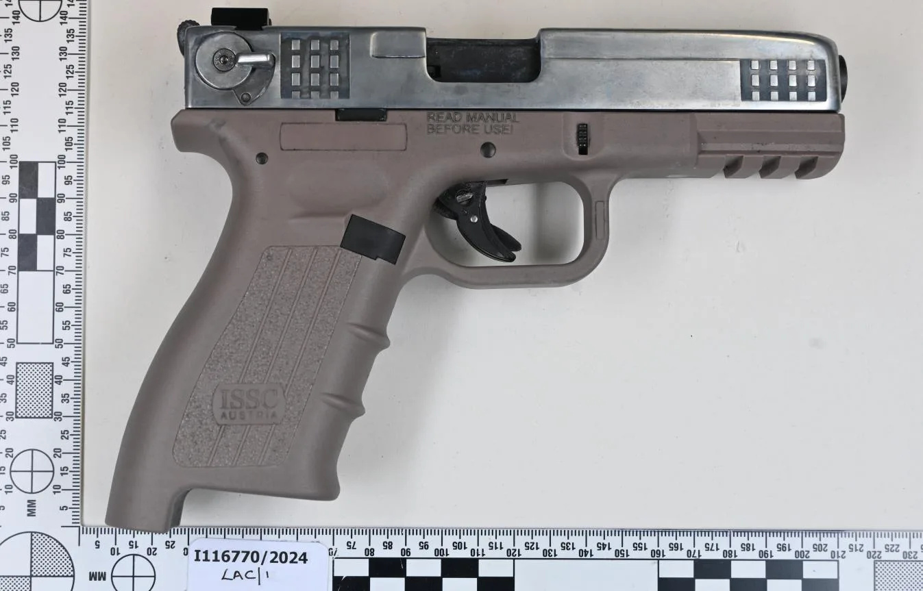 Met Police Smash Caravan Gun Gang: Kingpin Jailed 16 Years for Turning Blank Guns Lethal in London