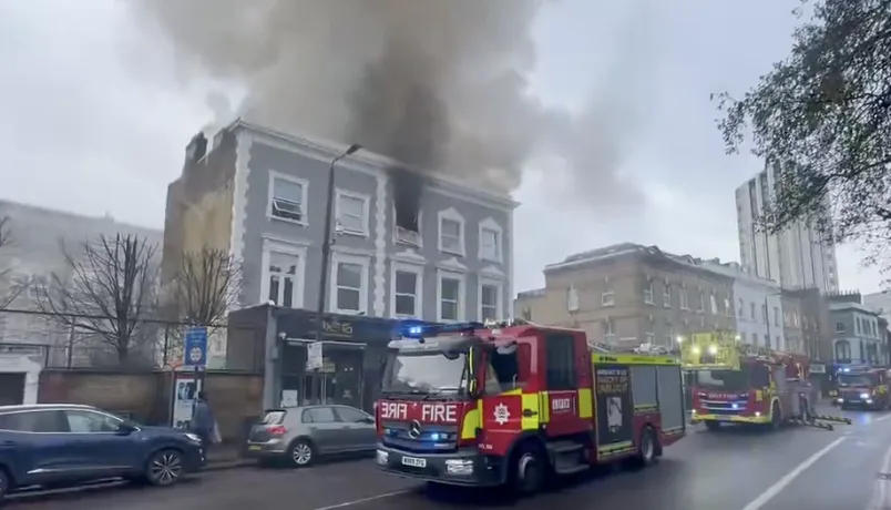 Blaze Engulfs Battersea Park Road Building as Eight Fire Engines Battle Inferno