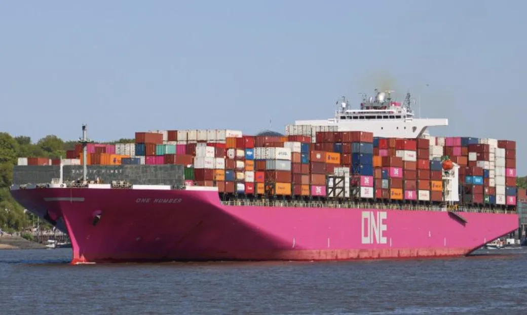 Massive Container Ship One Humber Catches Early Morning Fire Near Portsmouth â€“ Coastguard Quickly Extinguishes Blaze