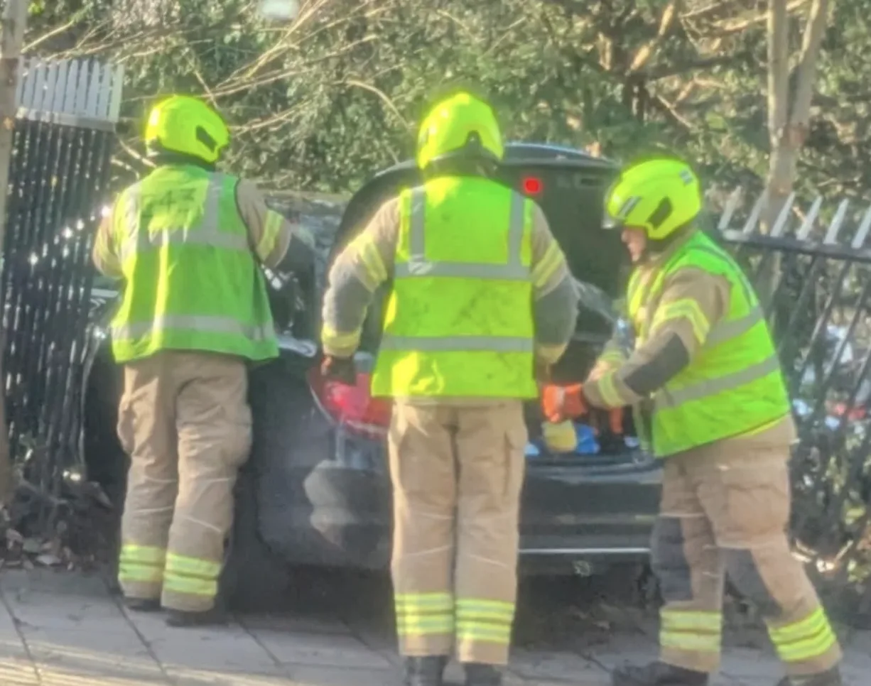 Beckenham Lane Chaos as Car Drives Wrong Way â€“ Firefighters Cut Vehicle Free, Bus Routes Diverted