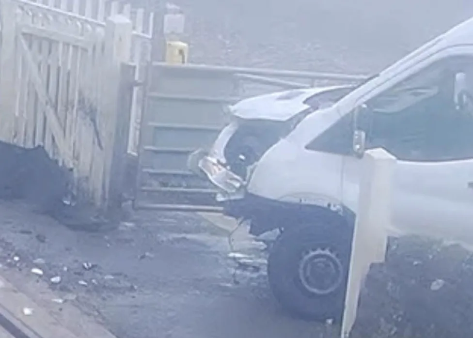 Van Driverâ€™s Dumb Level Crossing Dare Causes Near Train Disasterâ€”Jailed and Banned